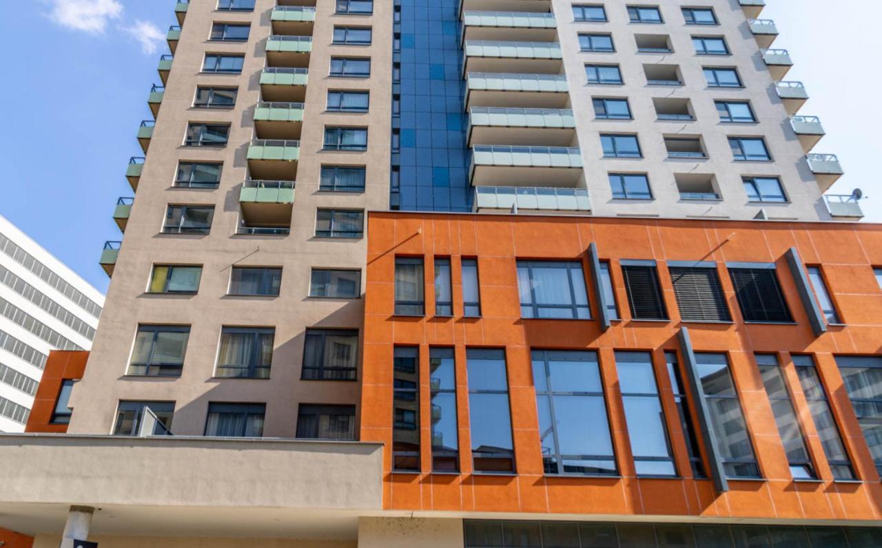 Moderny Byt V Sirsom Centre Apartment Bratislava Ngoại thất bức ảnh